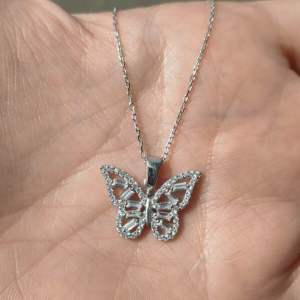 сребърно-колие-проба-925-пеперуда (1) сребърно-колие-проба-925-пеперуда (1)